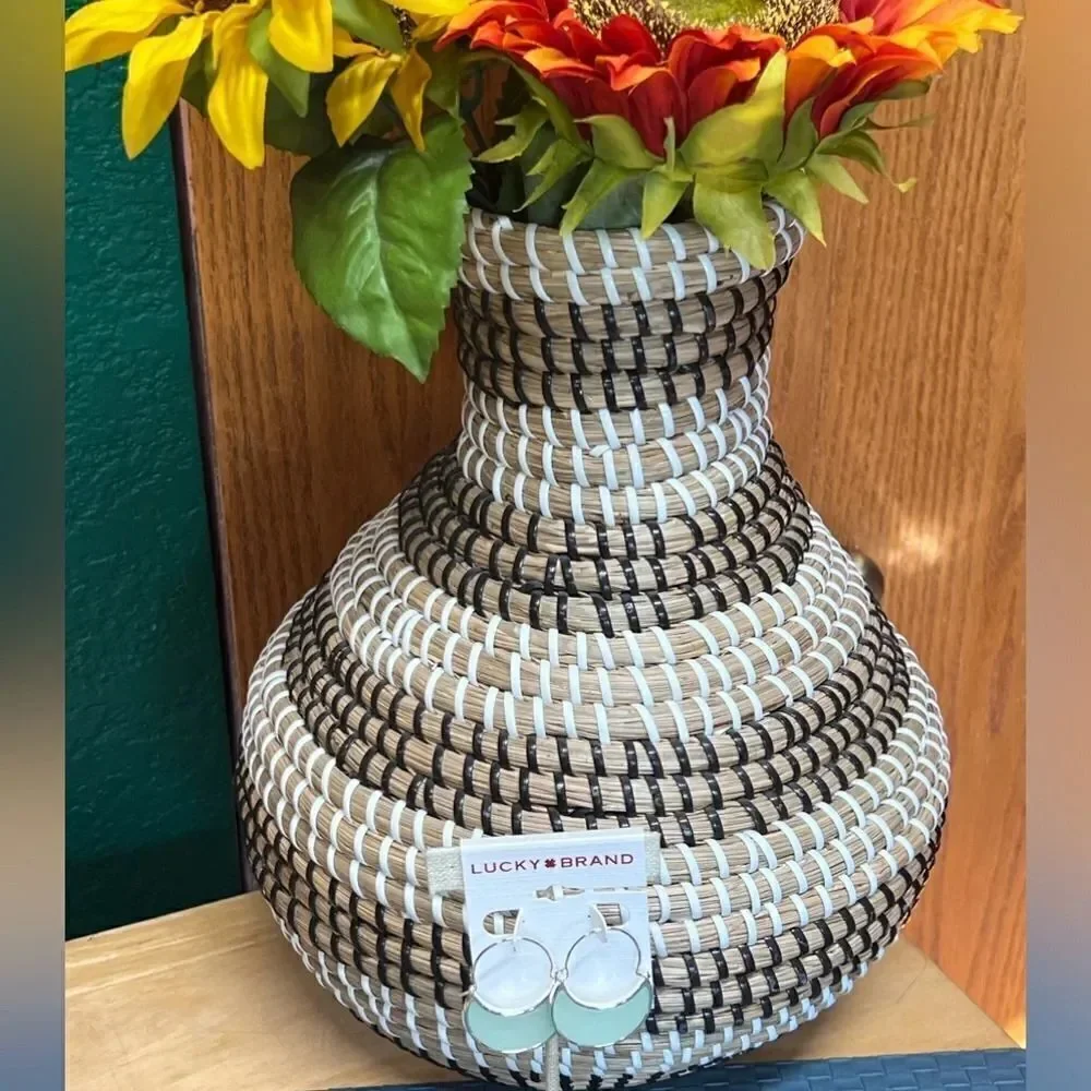 NWT Lucky Brand Silver and Sage Earrings #LBER2